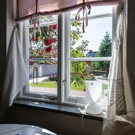 Litet Gathus Mitt I Ystad Exterior photo