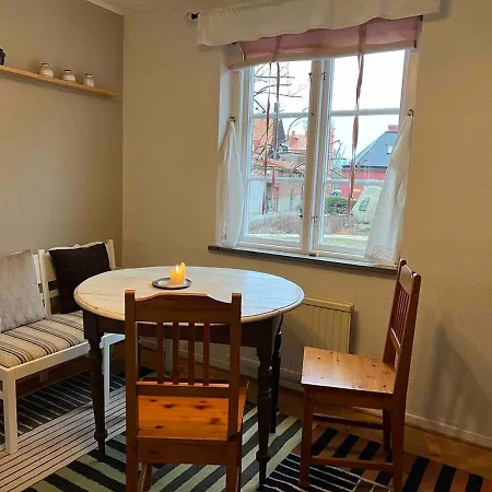 Litet Gathus Mitt I Ystad Exterior photo